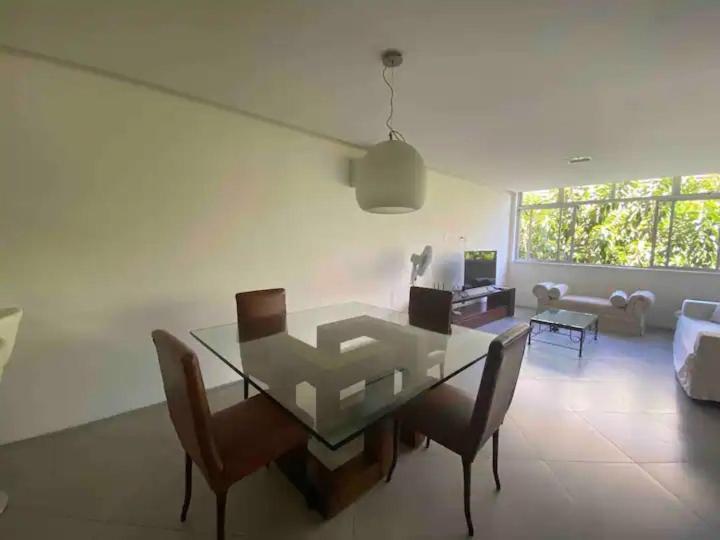3 Quartos, Hidromassagem, Garagem, Duas Quadras Da Do Leblon Apartamento *