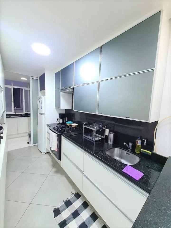 Apartamento 3 Quartos, Hidromassagem, Garagem, Duas Quadras Da Do Leblon